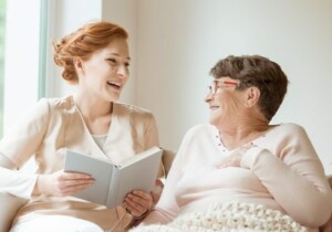 Aprire un’Agenzia di Assistenza per Anziani: La Guida Completa con Adiura