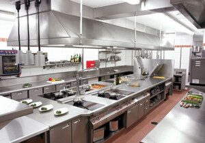 Attrezzature per ristorazione professionale: come ottimizzare efficienza, sicurezza e riduzione degli sprechi